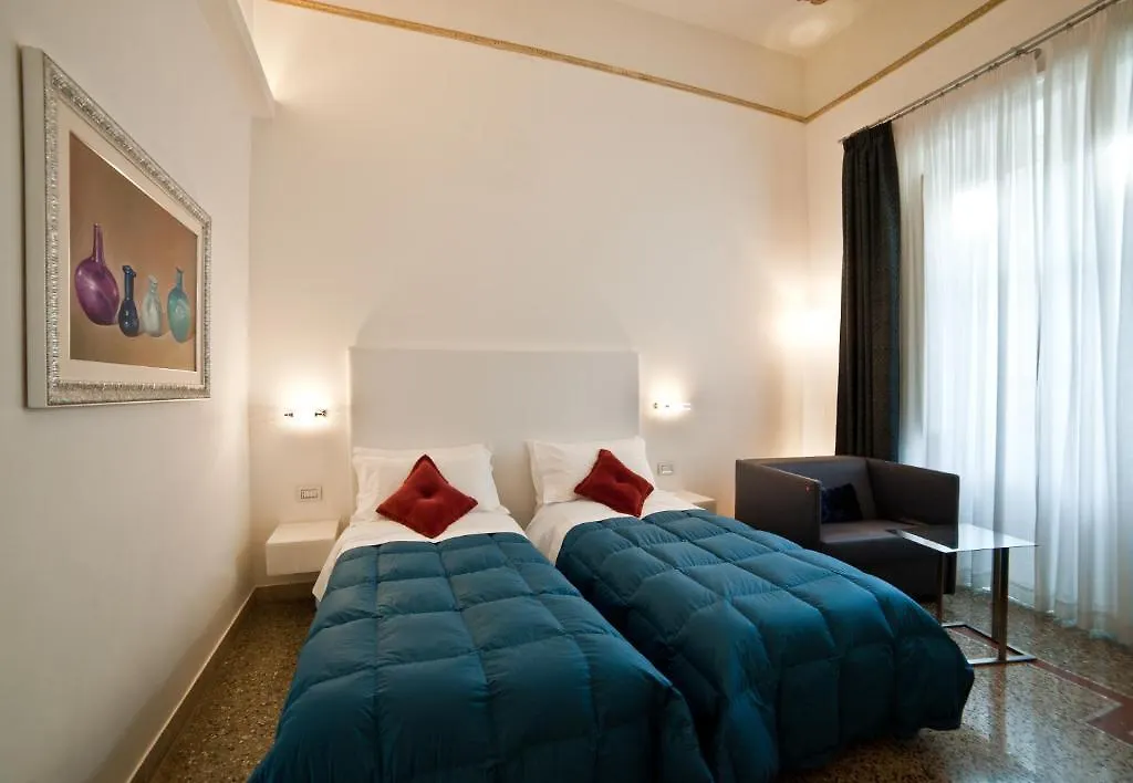Town House Cavour Bed & Breakfast Reggio Calabria 2*,